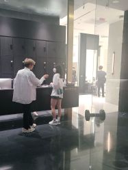 -INSTYLE·SALON