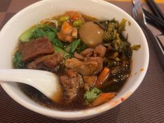 -上海西藏大厦万怡酒店Momo Cafe(徐汇店)