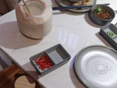 -喃喃椰·糟粕醋·椰子鸡火锅(七堡花园店)
