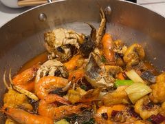 -七欣天香辣蟹火锅(闵行浦江欢乐颂店)