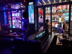 -喜鹊音乐酒馆(西街店)