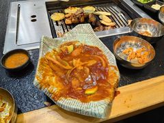 -臻牛烤肉