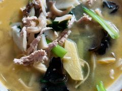 三鲜肉丝面-蒋家桥饺面店(奥邦店)