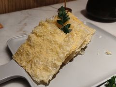 现炸的豆皮-煲宫猪肚鸡(晶品店)