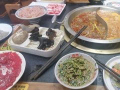 -沸炉重庆老火锅(军事博物馆店)