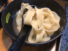 -陆记牛庄·碳锅龙虾烧烤(爱上花园店)