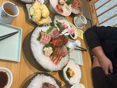 -花和海鲜自助(梅江店)