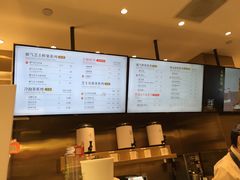 -奈雪的茶(湖滨银泰in77C区PRO店)