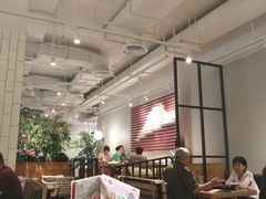 大堂-必胜客(百联又一城店)
