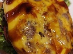 火焰厚切培根牛肉堡-拉亚汉堡经典餐厅(商城路店)