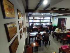 大堂-长人馄饨铺(解放街店)