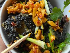 -黑色经典臭豆腐·湖南特产(坡子街店)