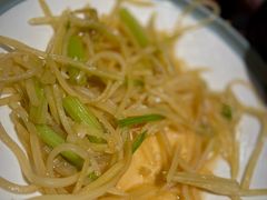 -老郑家东北春饼(龙悦居店)