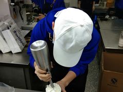 -新加坡斯味洛·鲜奶茶(石牌东店)
