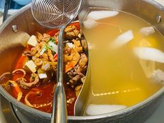 牛杂鸳鸯锅-左庭右院鲜牛肉火锅(浦江欢乐颂店)