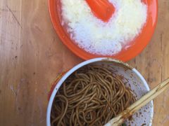 热干面-万哈子红油面粉馆(户部巷店)