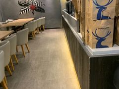 大堂-瑞幸咖啡(新世界中心店)