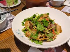 -黄泥岗·地道湖北菜(奥特莱斯店)