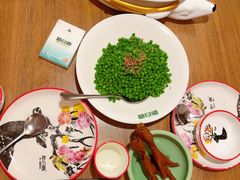 -新白鹿餐厅(城西银泰城店)