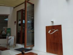 -Line 咖啡(石厦花园店)