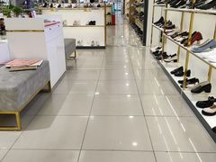 -云柏鞋业(十里堡店)