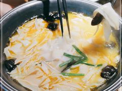 -蜜桃餐厅·伴山(绿宝广场店)