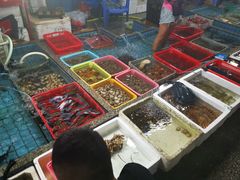 水产区-霞涌市场海鲜摆卖区