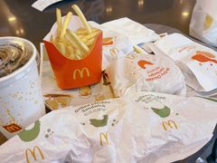 -麦当劳(卫星广场店)