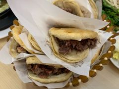 -闫家驴肉老店(华电一校店)