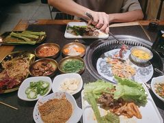-一家东北烤肉(华大店)
