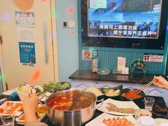 -唯爱KTV聚会餐厅(仙林东城汇店)