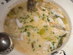 -江渔儿酸菜鱼(映月湖环宇城店)