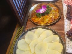 -明洞阿姨·韩式酱蟹烤肉·创意料理(三元桥店)