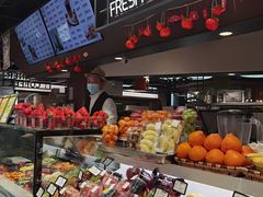 -每日新鲜水果吧(芮欧百货店)