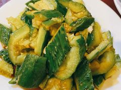 拍黄瓜-玫瑰红烤羊排(北新桥三条店)