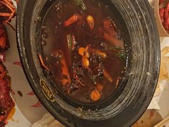 -肥肥虾庄·金牌油焖大虾(汉口城市广场店)