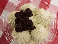 -红宝石·鲜奶小方·海派西点房(南丹店)
