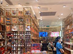 -VENCHI 闻绮(广州太古汇店)