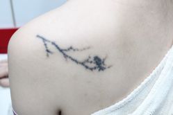 -雲艺刺青·洗纹身