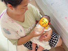 -秋歌护理·月嫂·育儿嫂(浦东医院店)