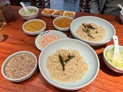 -裕兴记•蟹黄面馆(人民广场店)