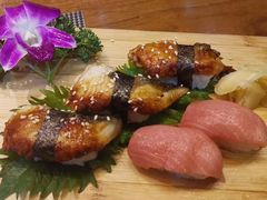 鳗鱼箱押寿司-元鹤日本料理