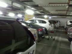 -百盛(莘庄店)