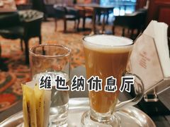 -深圳富苑皇冠假日套房酒店