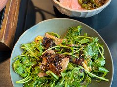 芝麻菜牛舌-Ameigo梅果·云贵川bistro(长宁来福士店)