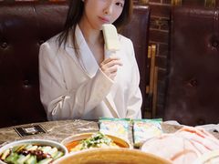 -三人行骨头王火锅(长寿店)