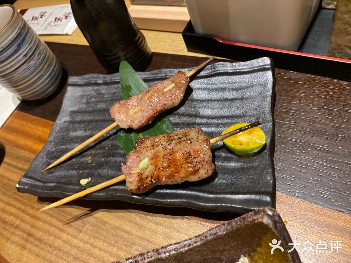 炉匠炉端烧·酒(国金中心商场店)爽脆的烤牛舌图片