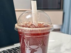 -瑞幸咖啡(华东理工大学商学院店)