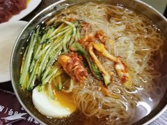 -韩风烤牛肉冷面店