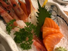 三文鱼刺身-小句号·精致料理(江南环球港店)